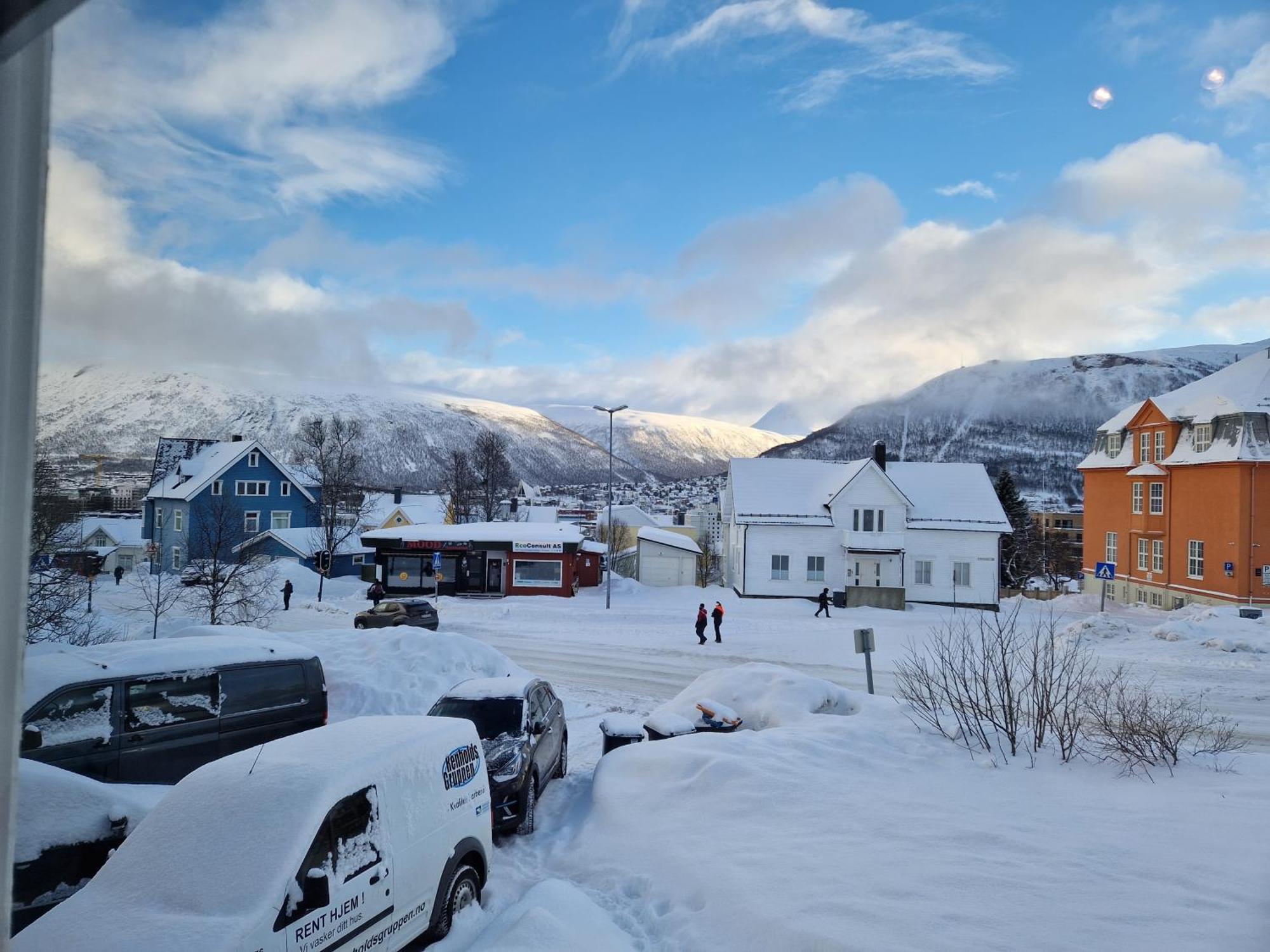 Central With A View Tromsø Eksteriør billede